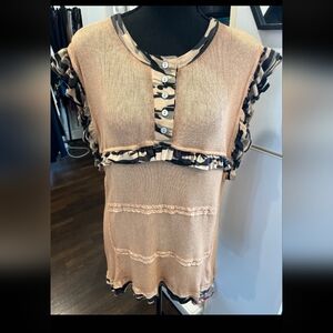 POL BEAUTIFUL PEACH COLOR TOP NWT MSRP $72